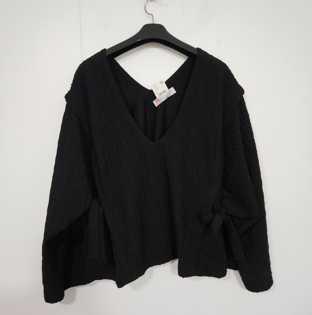 NWT Free People Beach Crepe Black V Neck